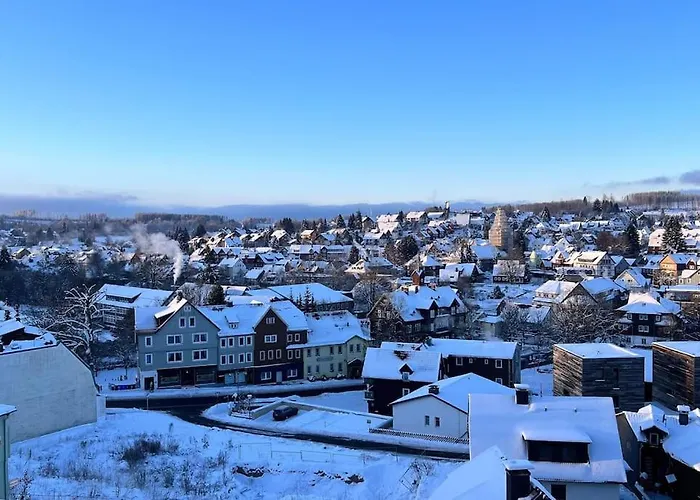 Aussichts-punkt Mit Waermekabine Und Traumblick